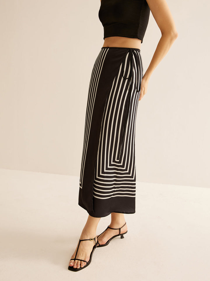 Valantomode | Striped Maxi Skirt for Effortless Style and Comfort