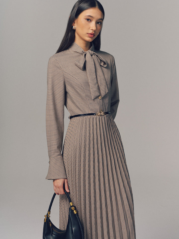 Valantomode | Chic Plaid Maxi Dress with Bow Neck and Belted Style