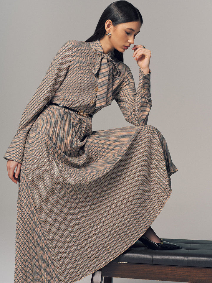 Valantomode | Chic Plaid Maxi Dress with Bow Neck and Belted Style