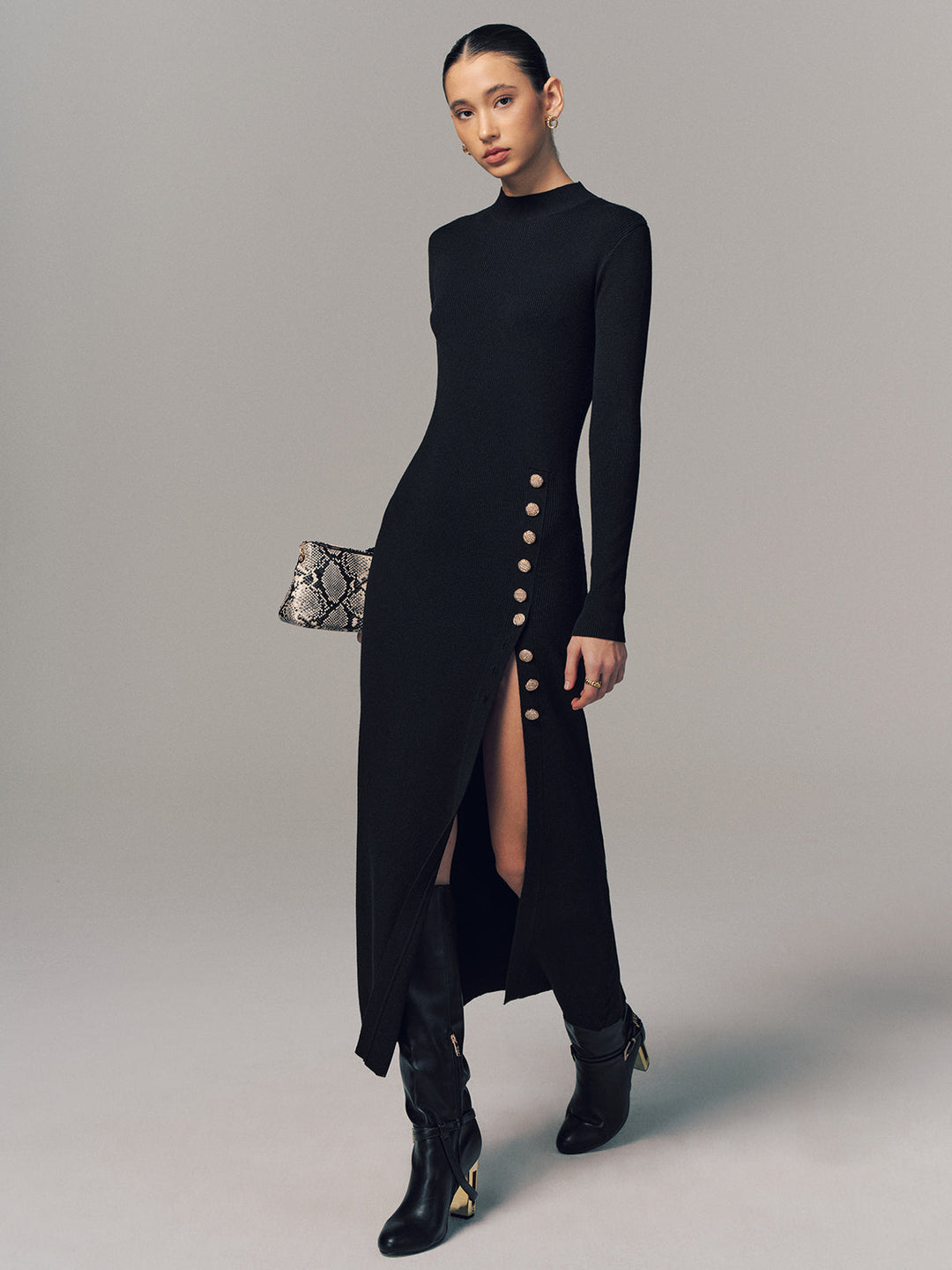 Valantomode | Chic Side-Slit Ribbed Maxi Dress for Effortless Style