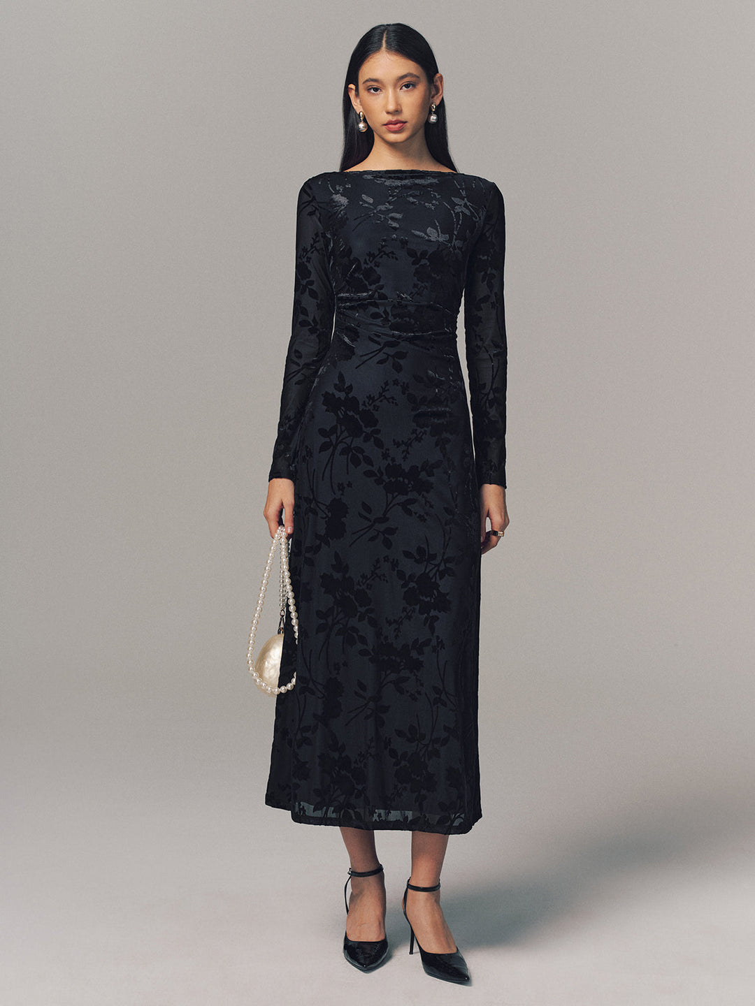 Valantomode | Backless Velvet Floral Maxi Dress with Long Sleeves