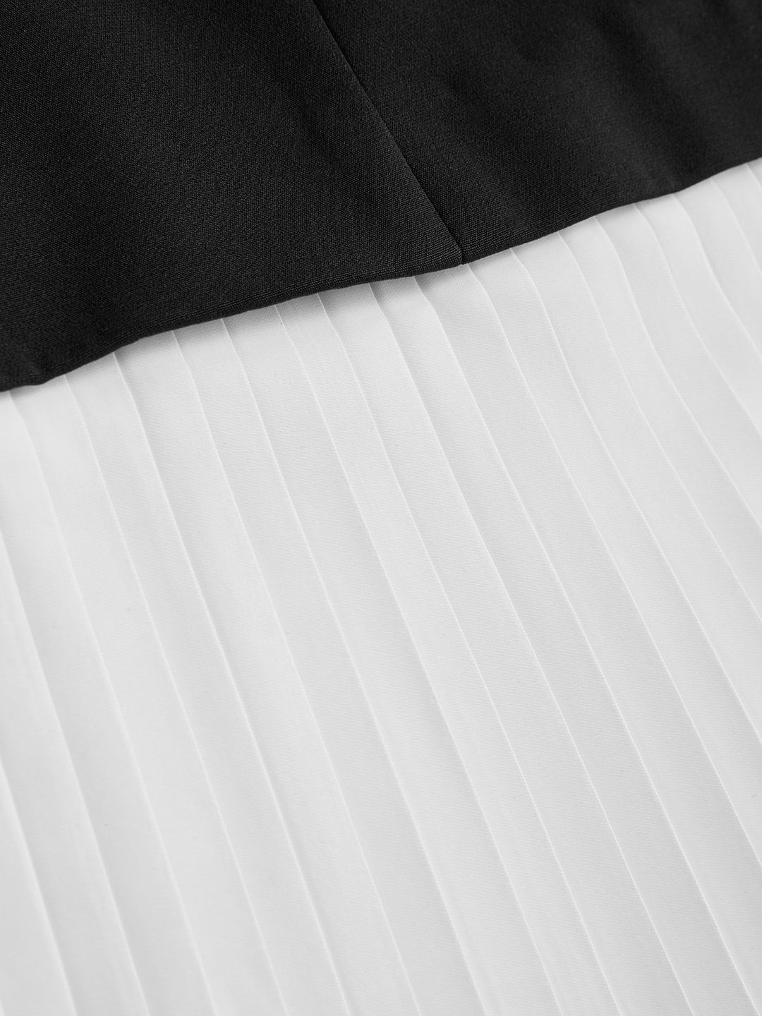 Valantomode | Chic Cutout Pleat Dress with Metal Buckle Accent