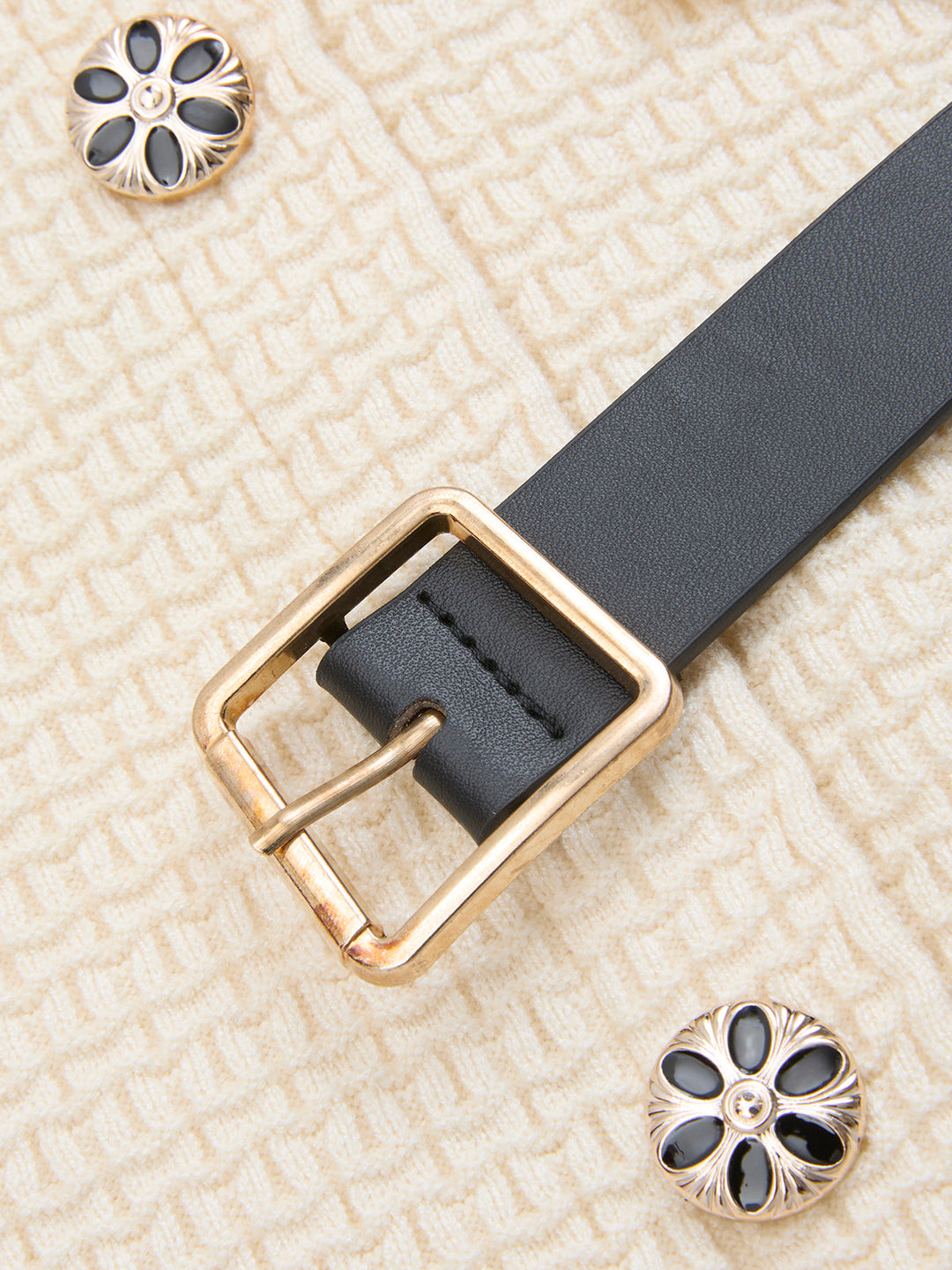 Valantomode | Chic Contrast-Trim Midi Dress with Belted Style