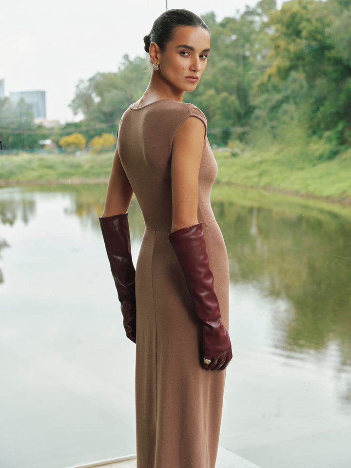 Valantomode | Chic Sleeveless Ruched Midi Dress with Buckle Accent