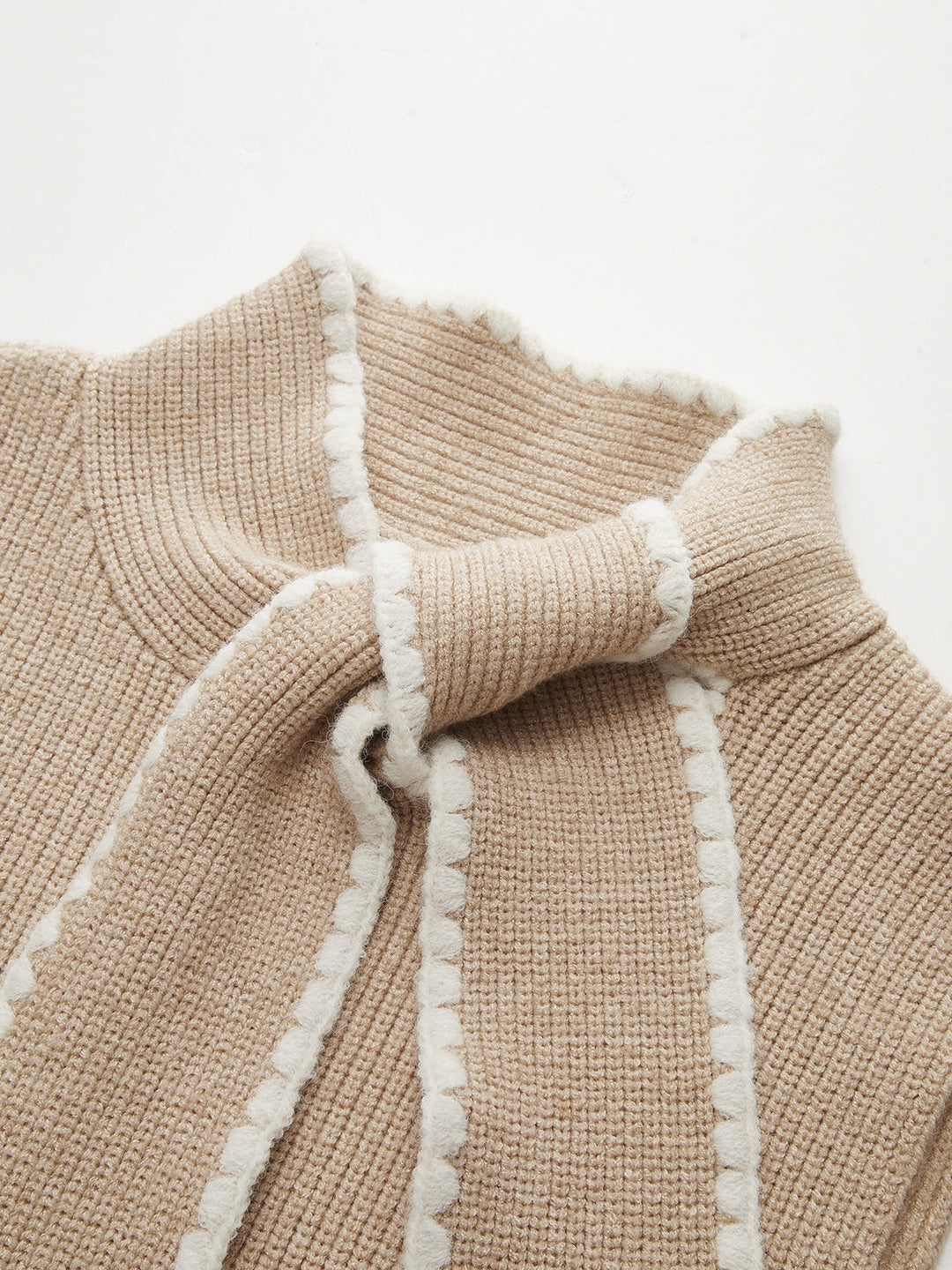 Valantomode | Chic Tie-Neck Sleeveless Knit Dress with Contrast Trim