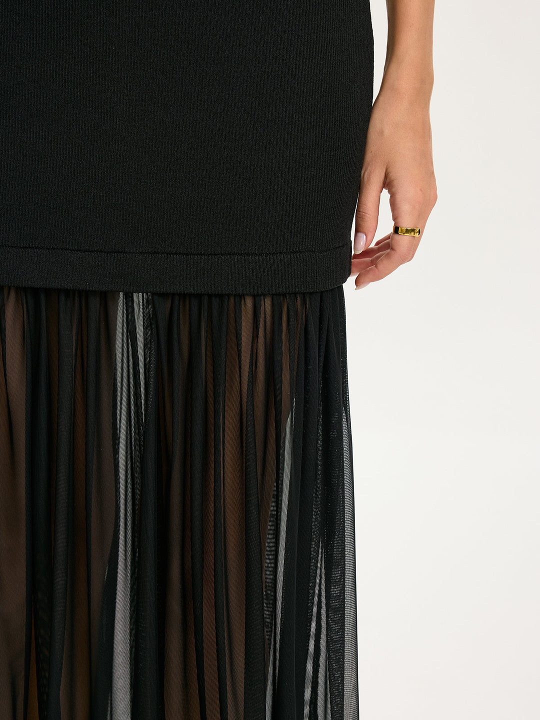 Valantomode | Elegant Sheer Sleeveless Knit Dress with Pleated Hem