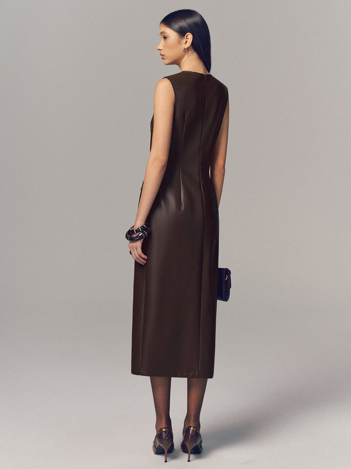 Valantomode | Chic Sleeveless Maxi Dress with Belted Metal Button Detail