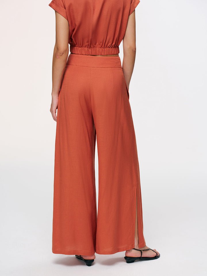 Valantomode | Stylish Linen-Blend Crop Top & Split Pants Ensemble