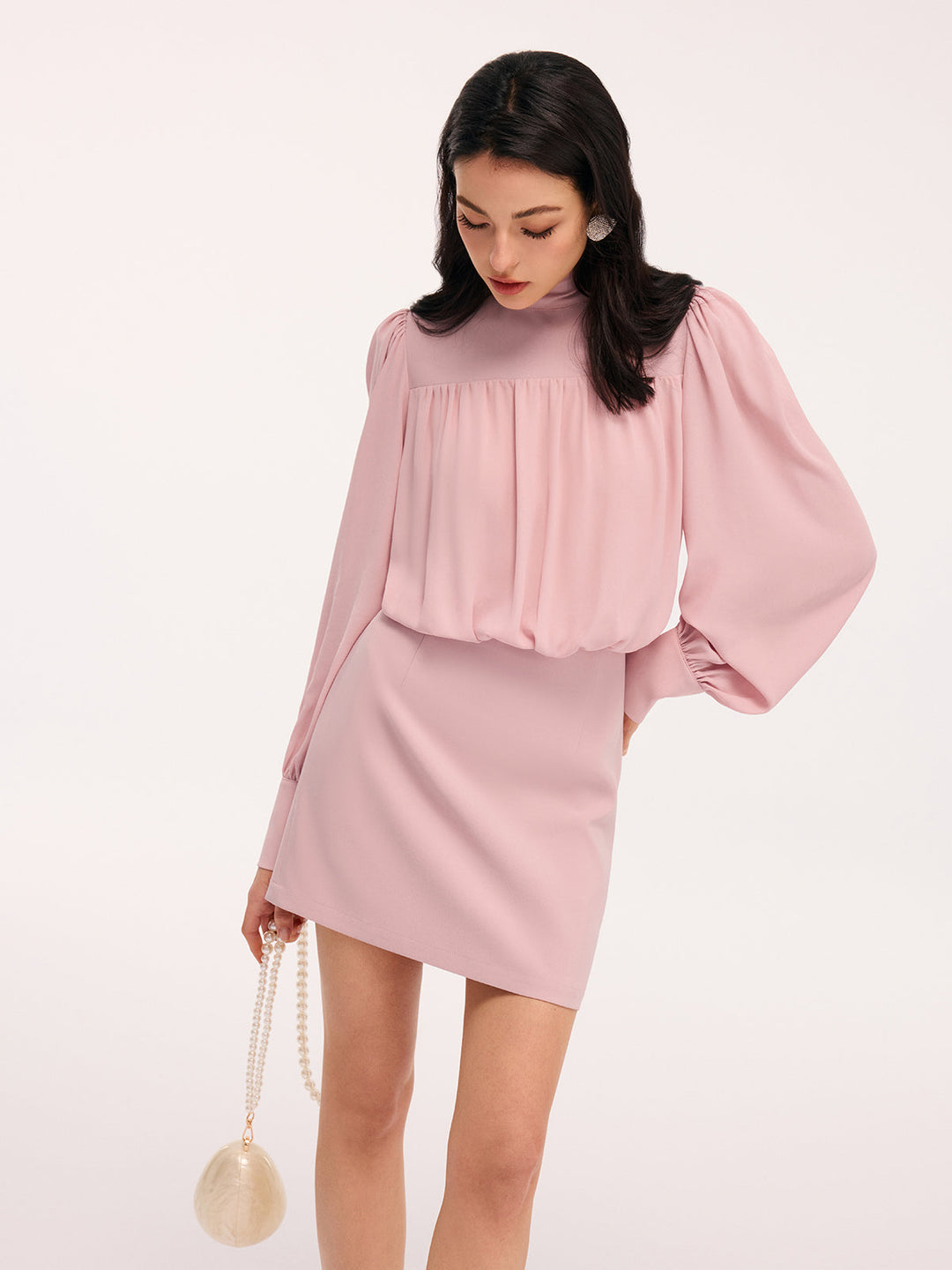 Valantomode | Chic Puff-Sleeve Blouson Dress with Back Bow Detail