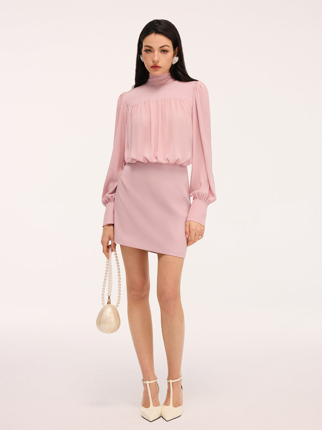 Valantomode | Chic Puff-Sleeve Blouson Dress with Back Bow Detail