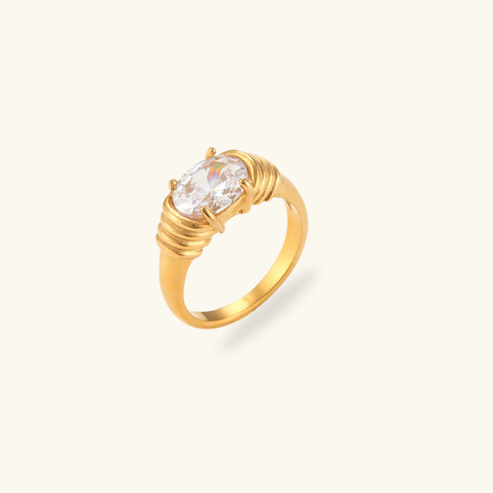 Valantomode | Plated Beatrice Ring with Textured Architecture and 9mm Prismatic Focal Asset