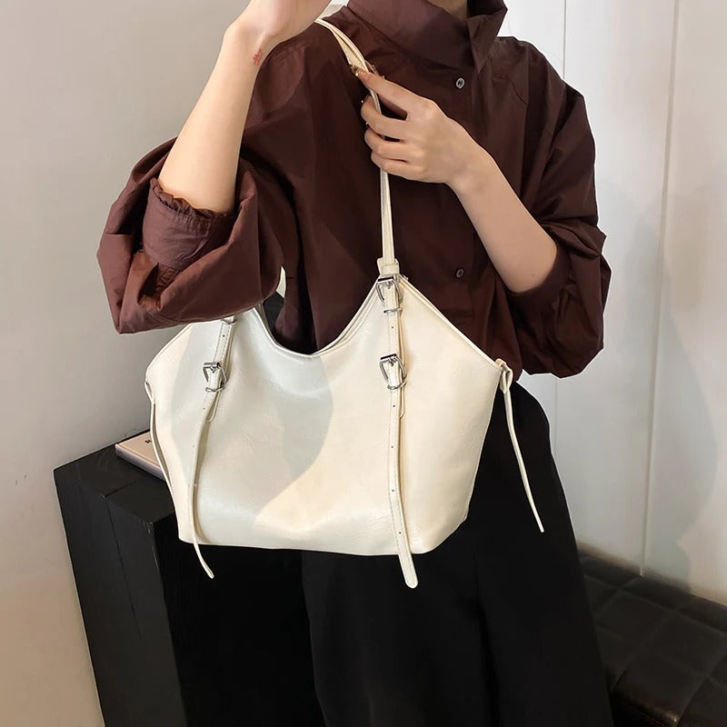 Valantomode | Amara Horizon Executive – Premium Vegan Leather Large Professional Shoulder Bag