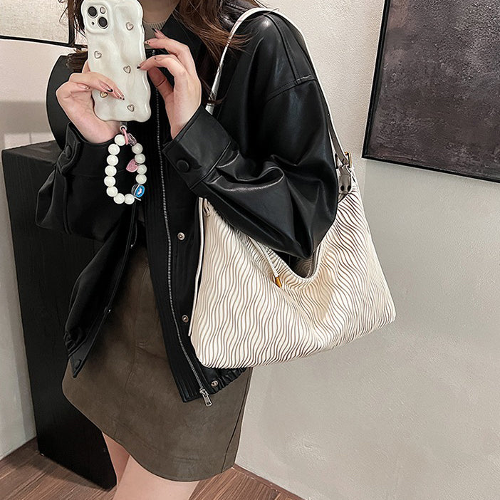 Valantomode | Riviera Kinetic Slab – Premium Vegan Leather Slim-Profile Executive Shoulder Bag