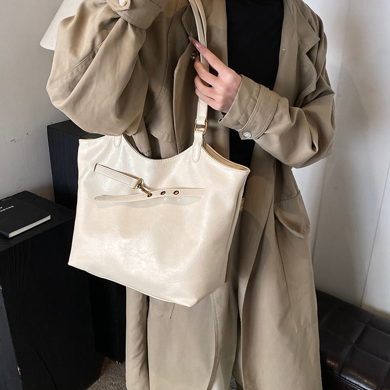 Valantomode | The ‘Aurelius’ Elena Sovereign Vessel – Women's Premium Eco-Friendly Vegan Leather Tote