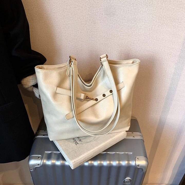 Valantomode | The ‘Aurelius’ Elena Sovereign Vessel – Women's Premium Eco-Friendly Vegan Leather Tote