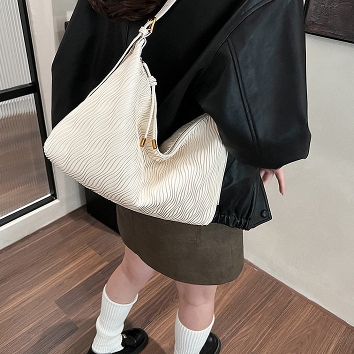Valantomode | Riviera Kinetic Slab – Premium Vegan Leather Slim-Profile Executive Shoulder Bag