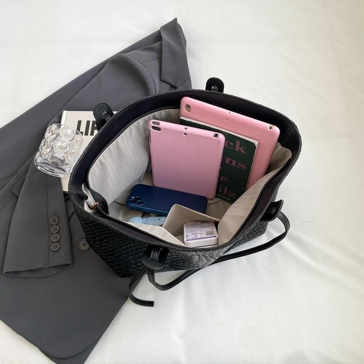Valantomode | The Veridian Lattice Executive – Women's Premium Woven Vegan Leather Business Tote