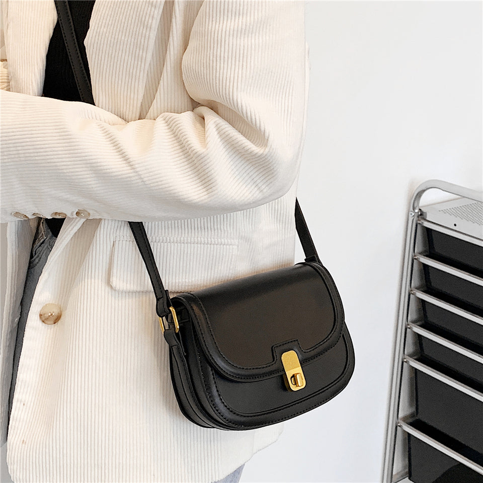 Valantomode | The ‘Aurelius’ Lily Sentinel Vessel – Women's Premium Turn-Lock Executive Crossbody