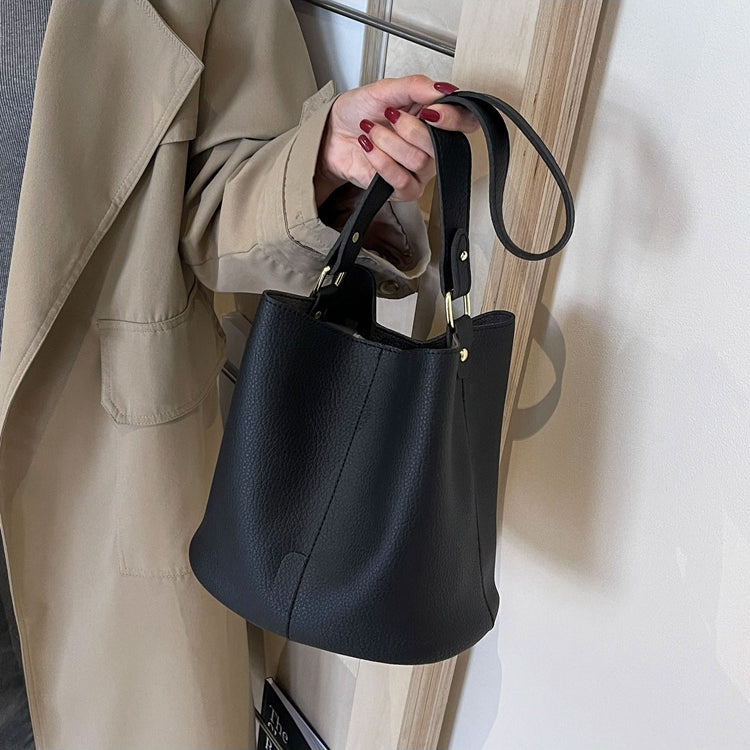 Valantomode | The Veridian Cylinder Garrison – Women's Premium Vegan Leather Bucket Bag