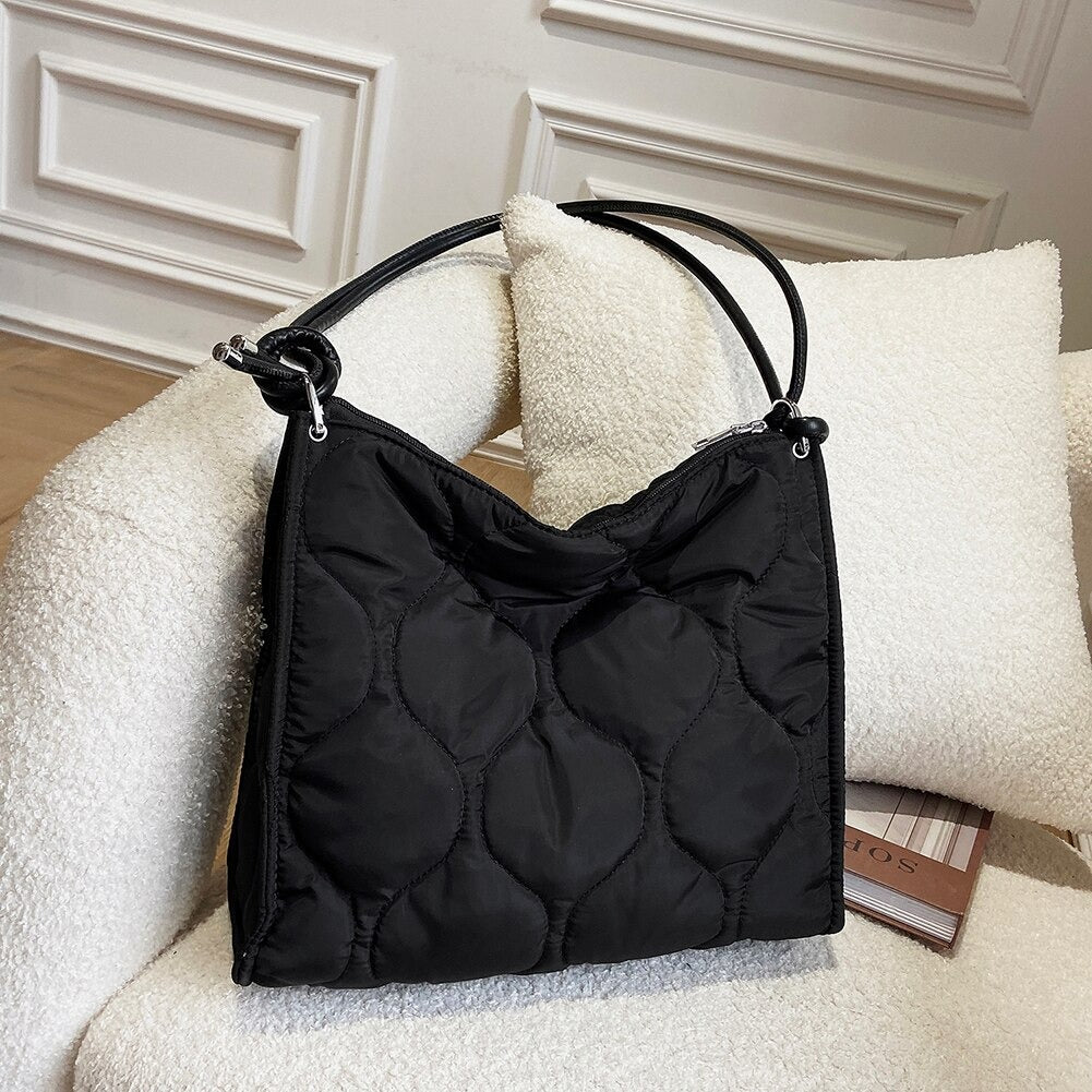 Valantomode | The ‘Aurelius’ Thermal Garrison – Climate Command & Voluminous Utility