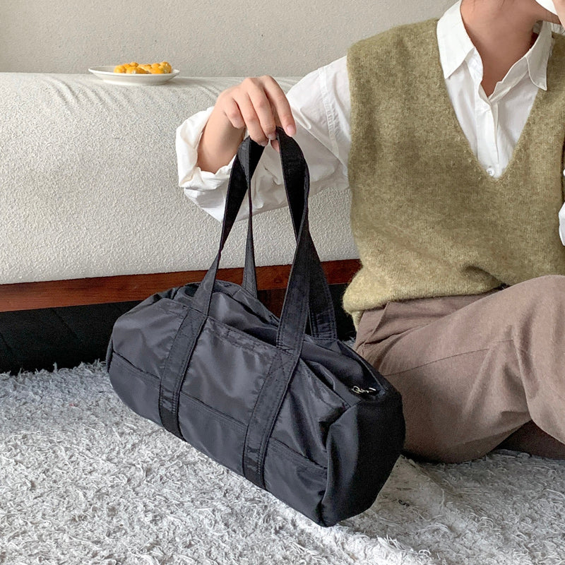 Valantomode | The Apex Nylon Transit Vessel – Women's Premium Compact Tactical Duffle