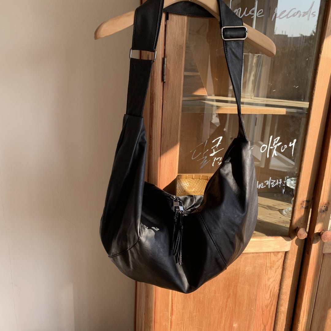Valantomode | Aura Grand Slouch – 60cm Premium Vegan Leather Oversized Hobo Crossbody Bag