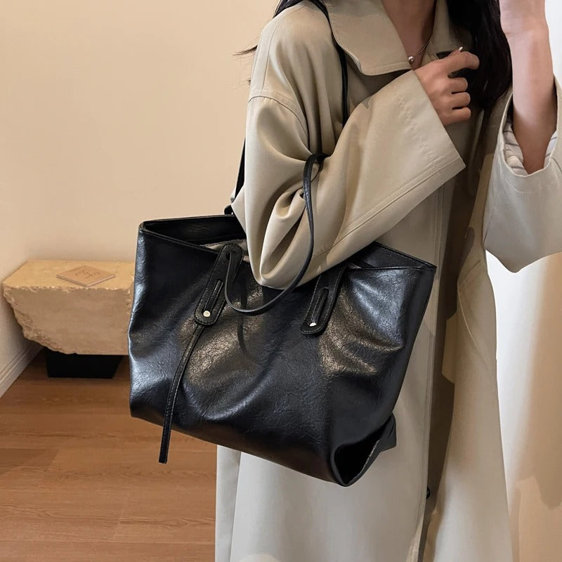 Valantomode | Grand Horizon XL Business Tote – Premium Vegan Leather Oversized Shoulder Bag