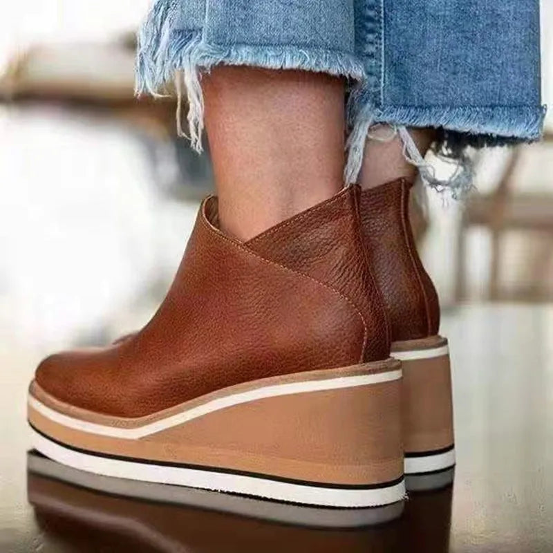 Valantomode | Stylish Waterproof Orthopedic Boots for All-Day Comfort