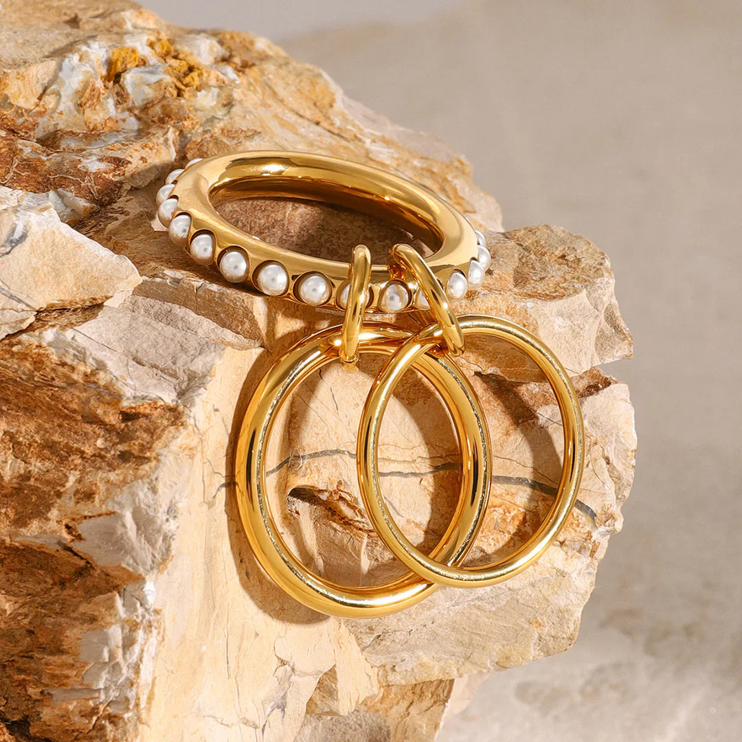 Valantomode | Plated Interwoven Multi-Band Ring with Integrated Freshwater Pearl Assets
