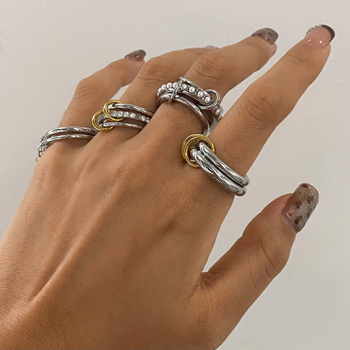 Valantomode | Plated Interwoven Multi-Band Ring with Integrated Freshwater Pearl Assets
