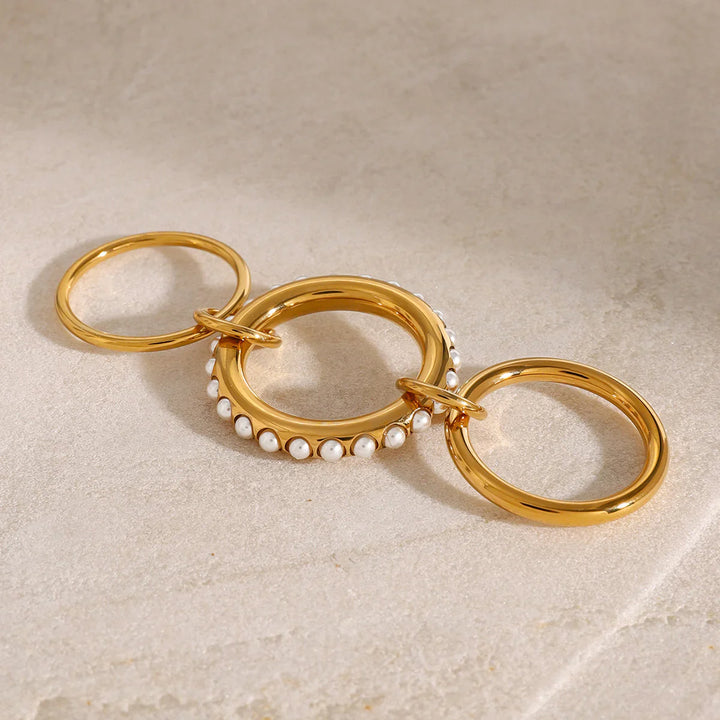 Valantomode | Plated Interwoven Multi-Band Ring with Integrated Freshwater Pearl Assets