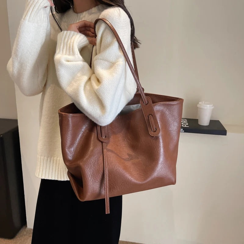 Valantomode | Grand Horizon XL Business Tote – Premium Vegan Leather Oversized Shoulder Bag