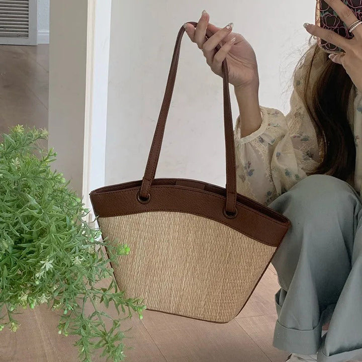 Valantomode | Solstice Artisan Garrison – Women's Premium Straw Tote with Vegan Leather Trim