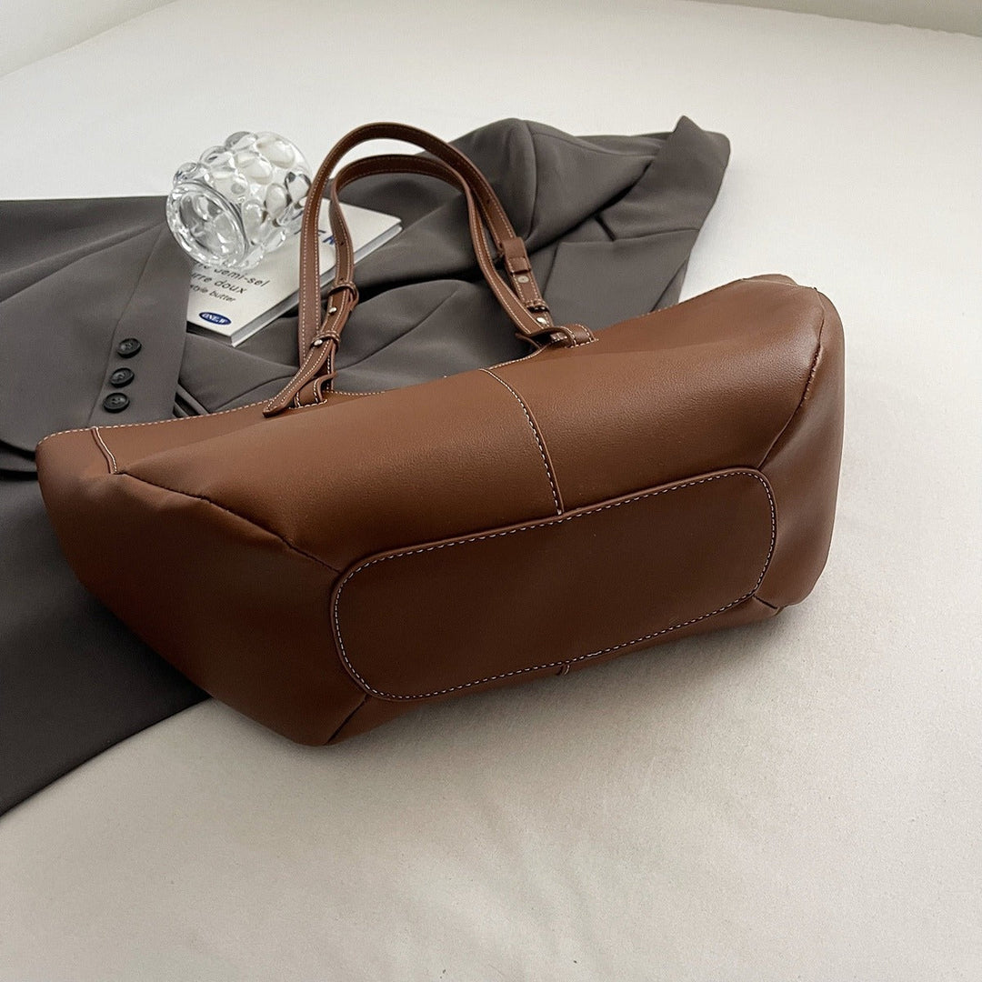 Valantomode | Amara Command Executive – 46cm Premium Vegan Leather Oversized Professional Tote
