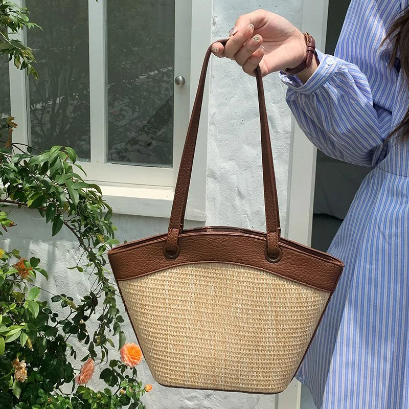 Valantomode | Solstice Artisan Garrison – Women's Premium Straw Tote with Vegan Leather Trim