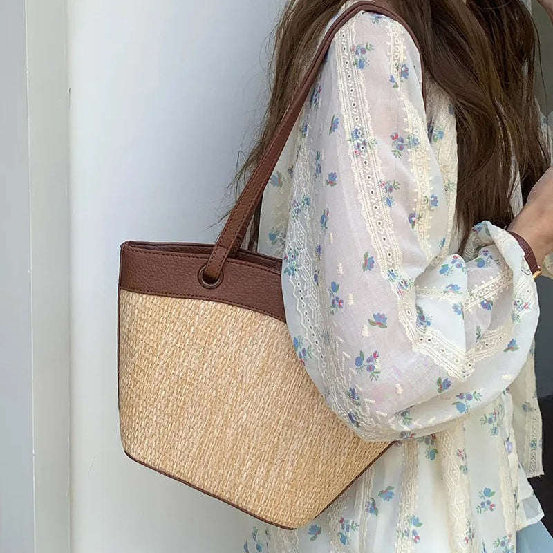 Valantomode | Solstice Artisan Garrison – Women's Premium Straw Tote with Vegan Leather Trim