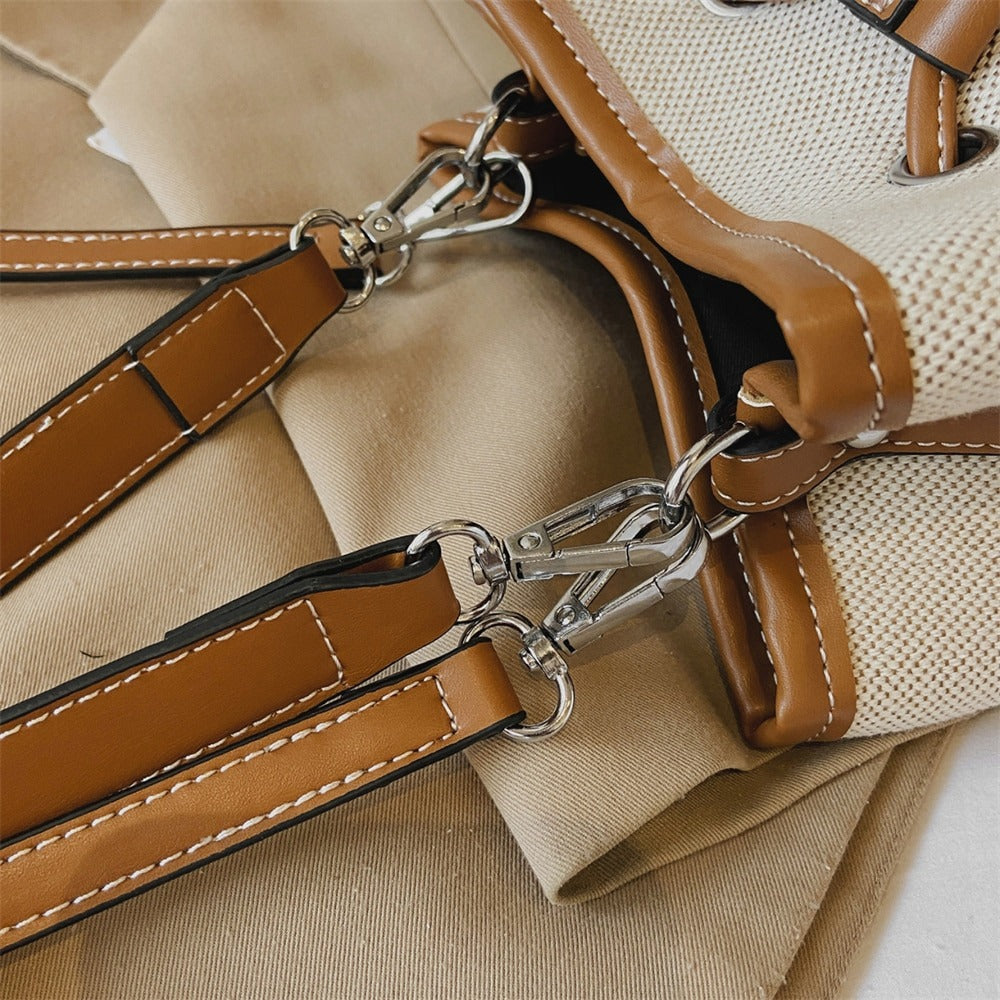 Valantomode | The ‘Aurelius’ Canvas Monolith – Heritage Utility & Textural Command