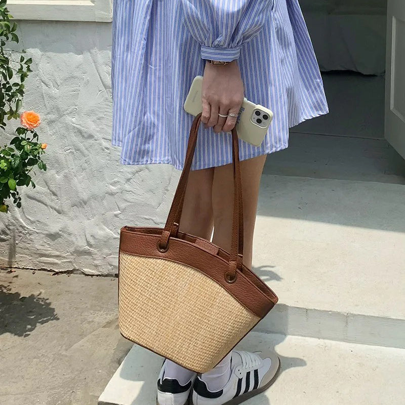 Valantomode | Solstice Artisan Garrison – Women's Premium Straw Tote with Vegan Leather Trim
