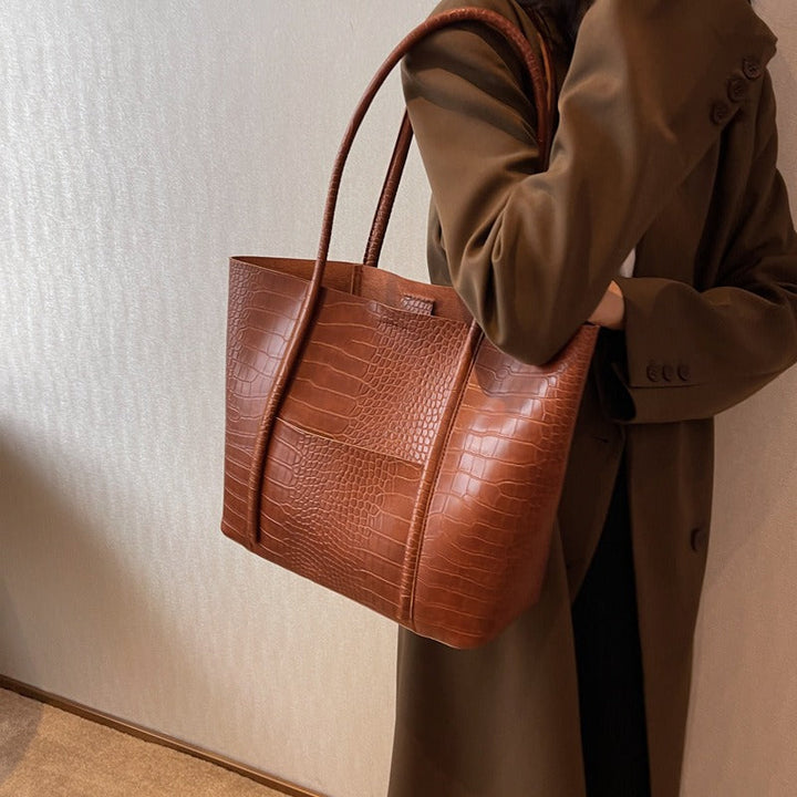 Valantomode | Imperial Croc Garrison – Premium Croc-Embossed Vegan Leather XL Business Tote