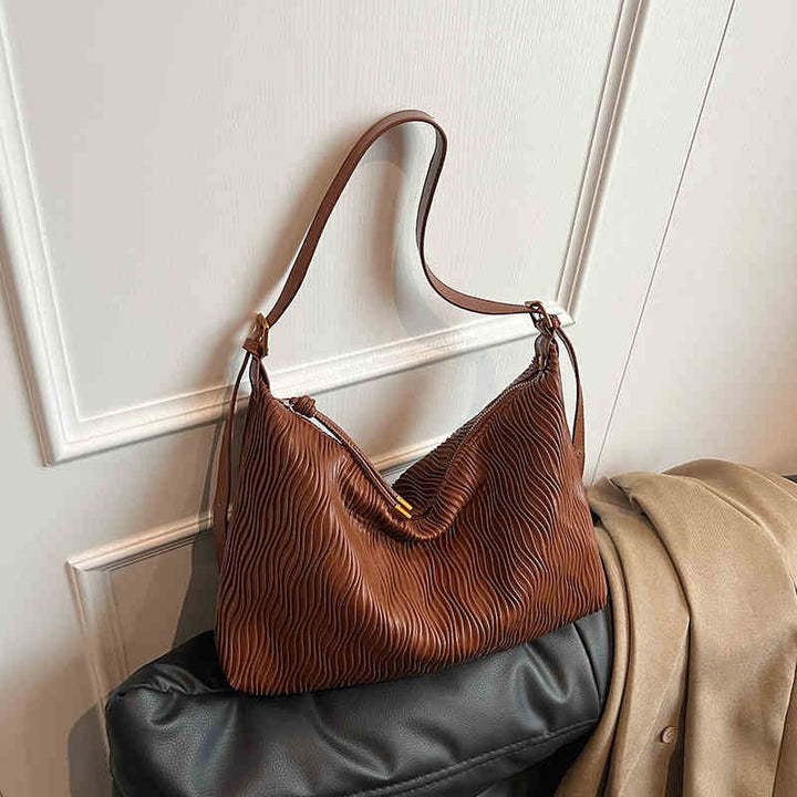 Valantomode | Riviera Kinetic Slab – Premium Vegan Leather Slim-Profile Executive Shoulder Bag