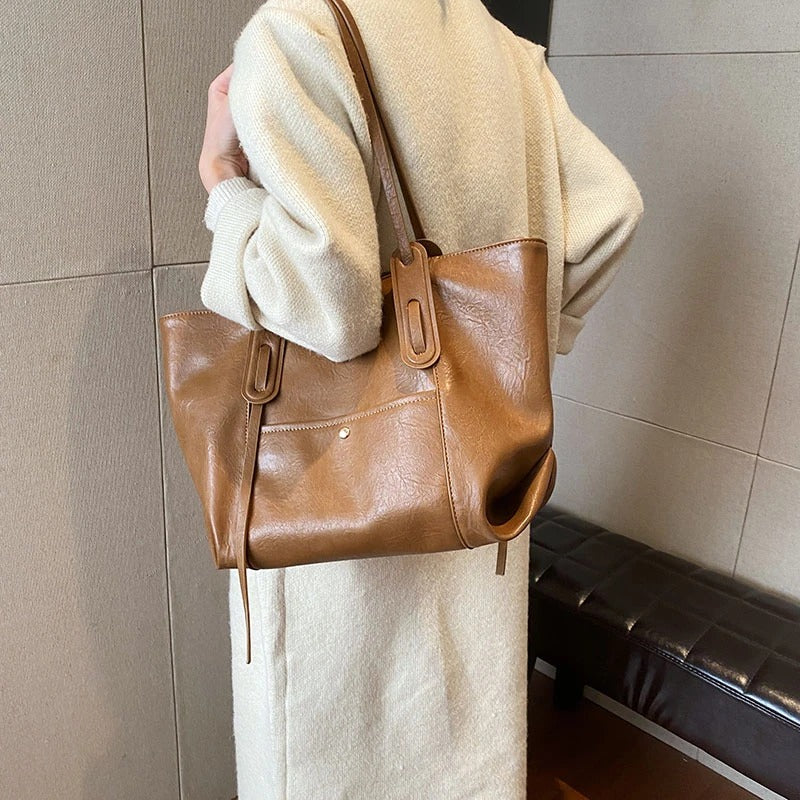 Valantomode | Aspen Horizon Tote – Premium Vegan Leather Large Professional Shoulder Bag