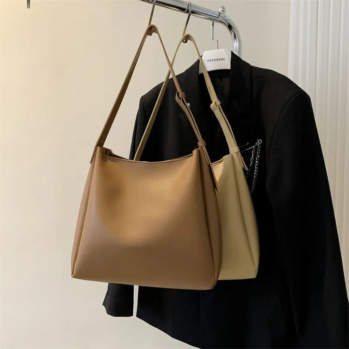 Valantomode | Luna Minimalist Hobo – Premium Vegan Leather Wide-Strap Shoulder Bag with Pouch