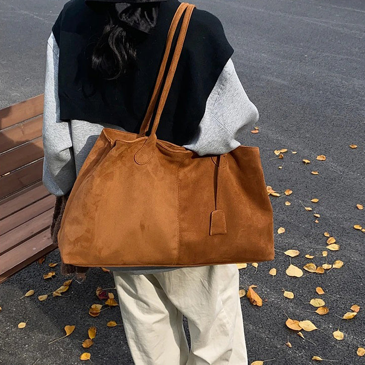 Valantomode | Velvet Goliath Executive – 52cm Premium Vegan Suede XL Oversized Tote with Silver Accents
