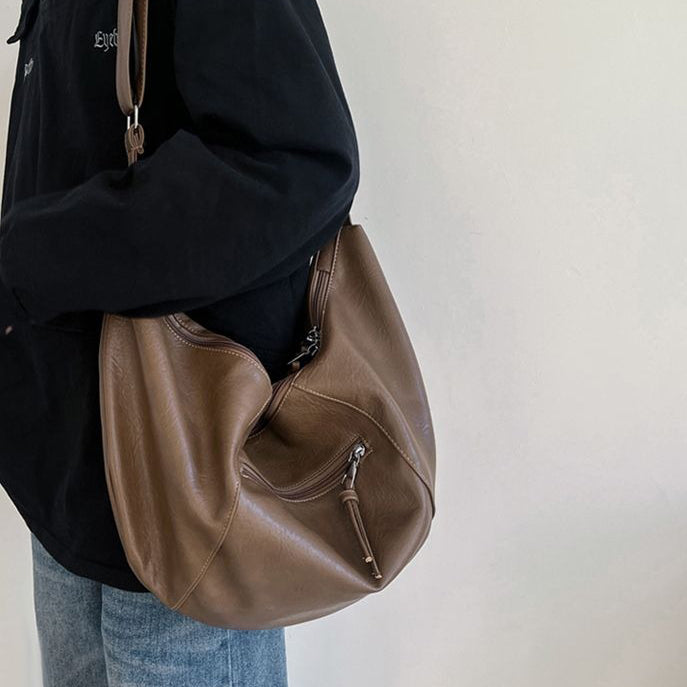 Valantomode | Aura Grand Slouch – 60cm Premium Vegan Leather Oversized Hobo Crossbody Bag
