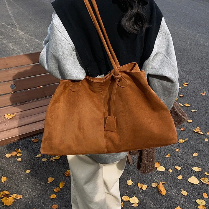 Valantomode | Velvet Goliath Executive – 52cm Premium Vegan Suede XL Oversized Tote with Silver Accents