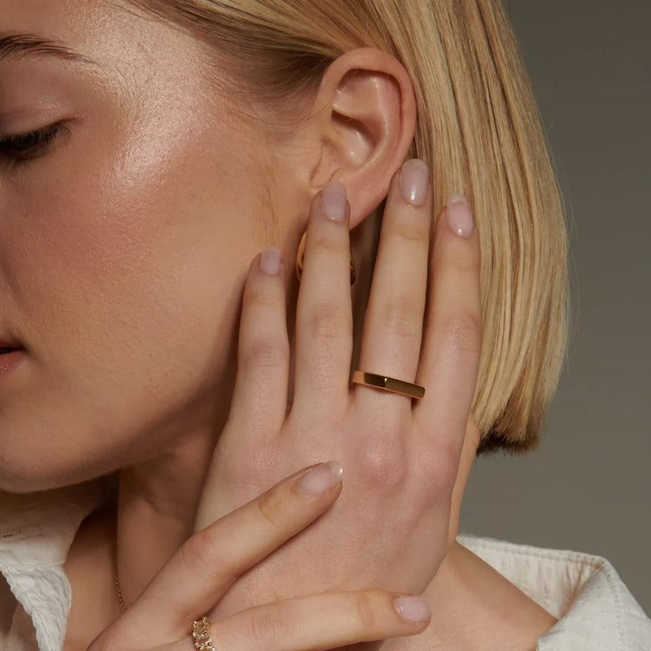 Valantomode | Plated Geometric Open-Ended Ring with Minimalist Monolithic Architecture