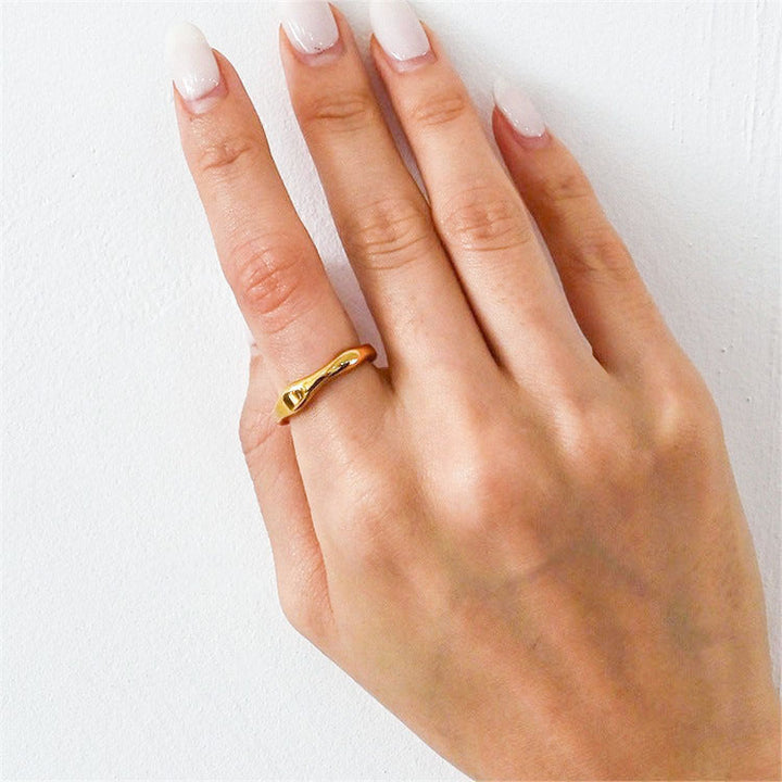 Valantomode | Plated Linear Stacker Ring with Monolithic Modular Architecture