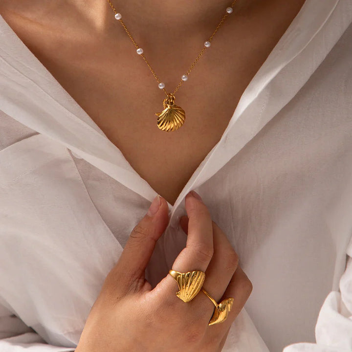 Valantomode | Plated Maritime Pendant Necklace with Integrated Freshwater Pearl Assets