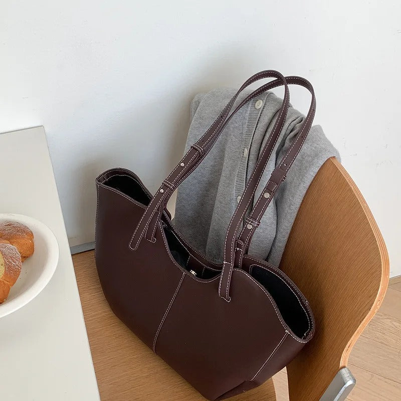 Valantomode | Amara Command Executive – 46cm Premium Vegan Leather Oversized Professional Tote