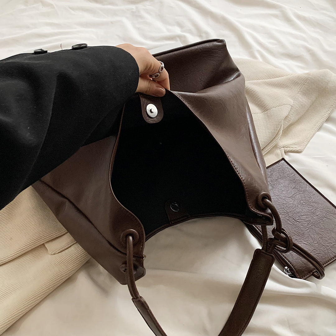Valantomode | Aria Vertical Slouch – Premium Vegan Leather Oversized Tote with Modular Pouch